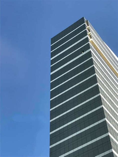 borgata jumper|MAN DIES IN APPARENT SUICIDE JUMP AT BORGATA CASINO.